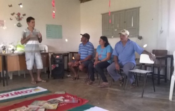 Agricultores familiares de Tuparetama participam da reunião de GES