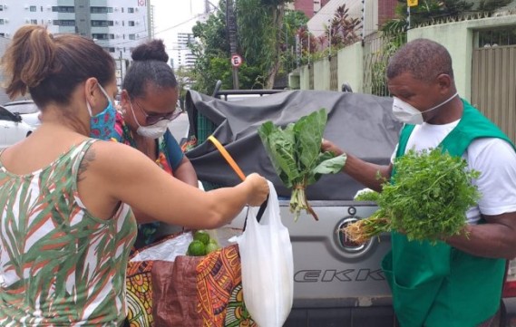 CORONAVÍRUS: Agricultores/as utilizam redes sociais para vender alimentos saudáveis diante da pandemia do COVID-19